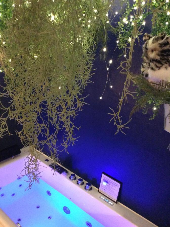 Me And Mrs Jones Suite Jacuzzi Hypercentre Montpellier Ngoại thất bức ảnh